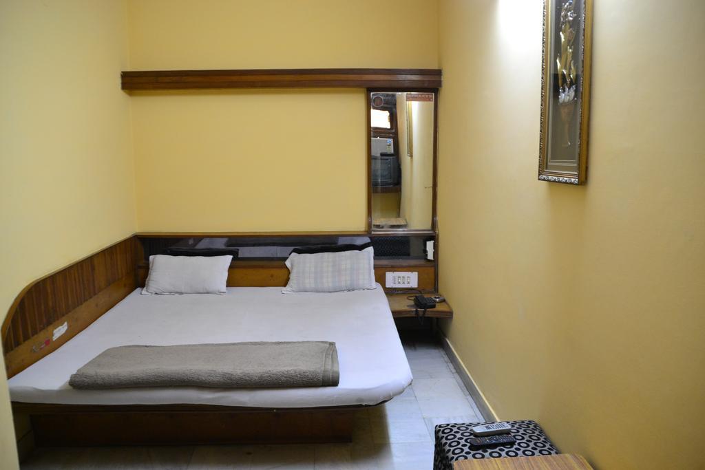 Yes Please Guest House New Delhi Kamer foto