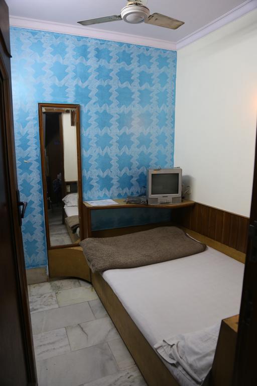 Yes Please Guest House New Delhi Buitenkant foto